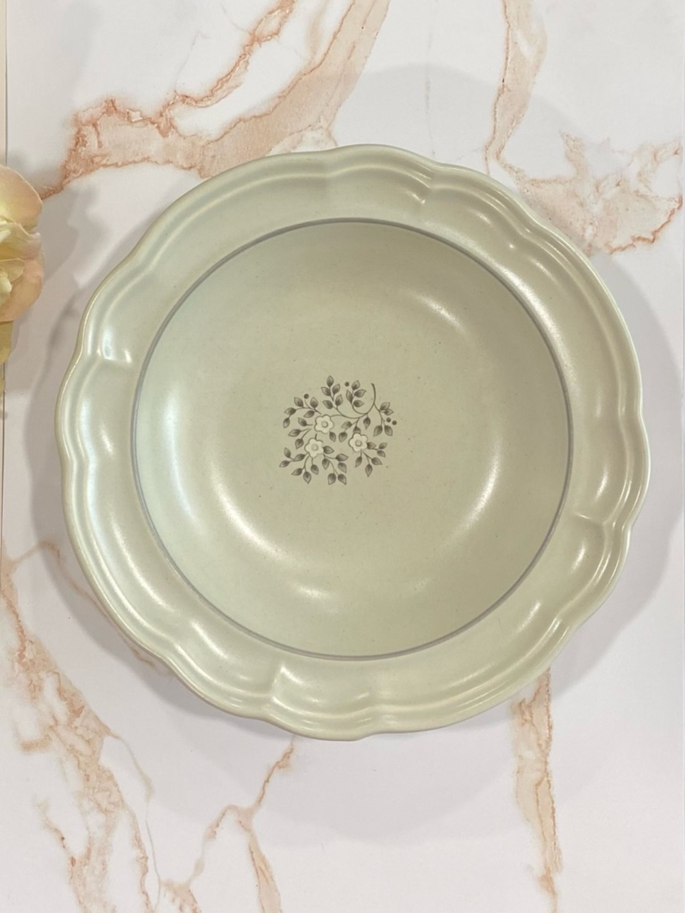 Pfaltzgraff Heirloom Stoneware Large Rim Soup Bowl 1980s Cottagecore - Picture 4 of 9